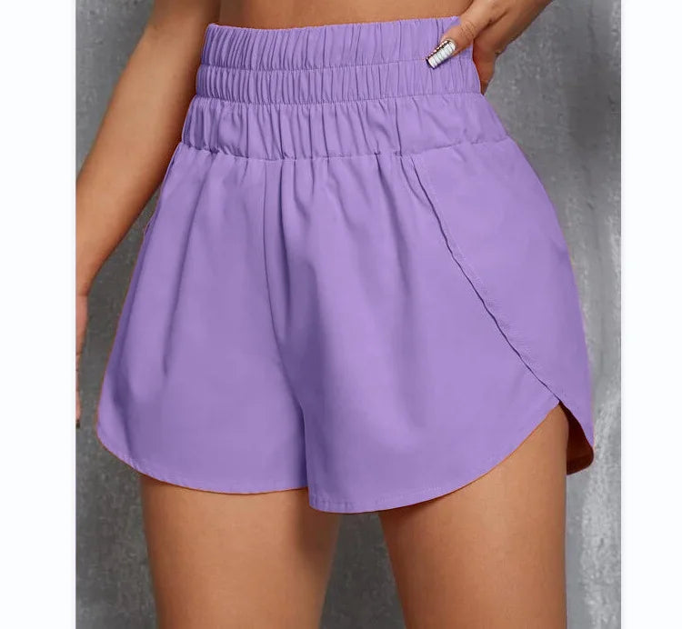 Short léger taille haute