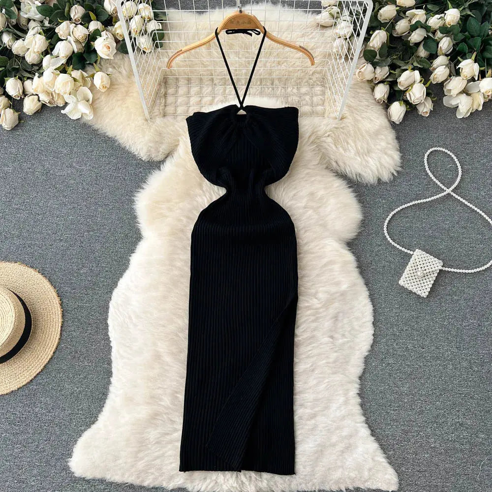 Robe à encolure en biais