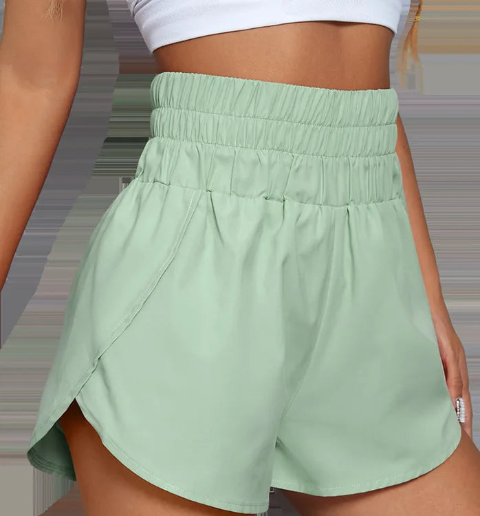 Short léger taille haute