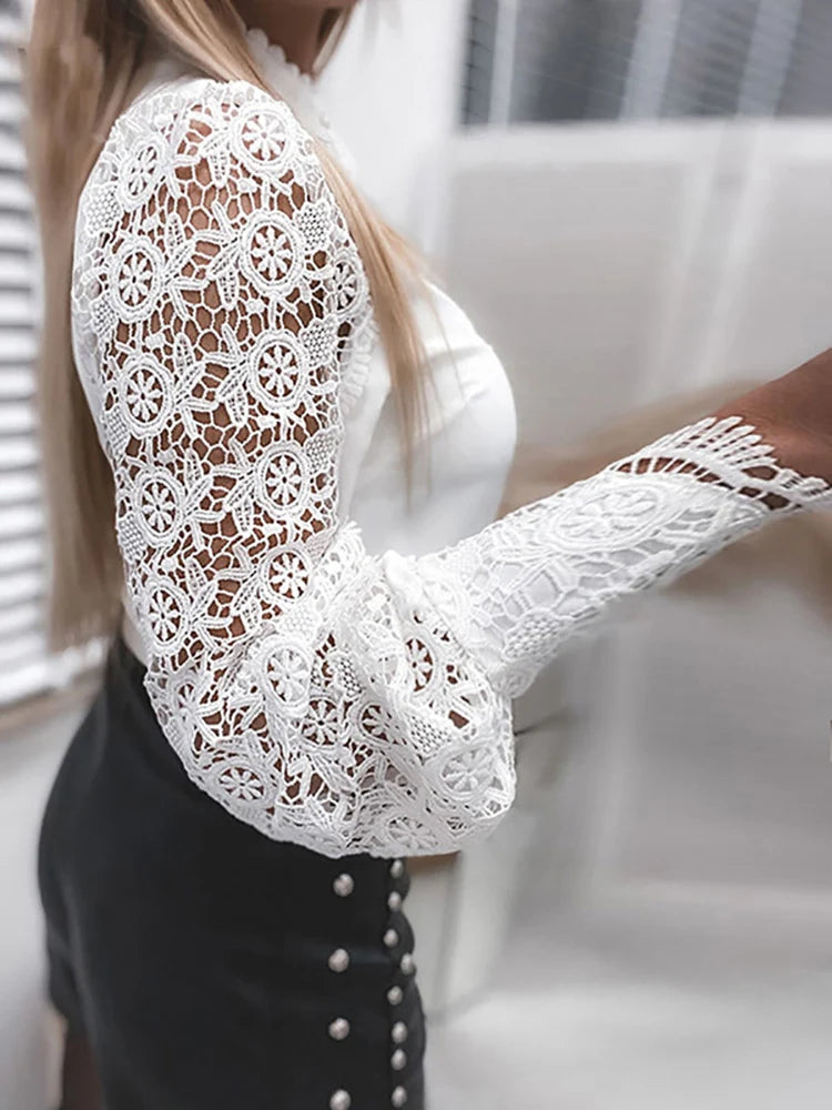 Blouse Blanche Élégante à Dentelle