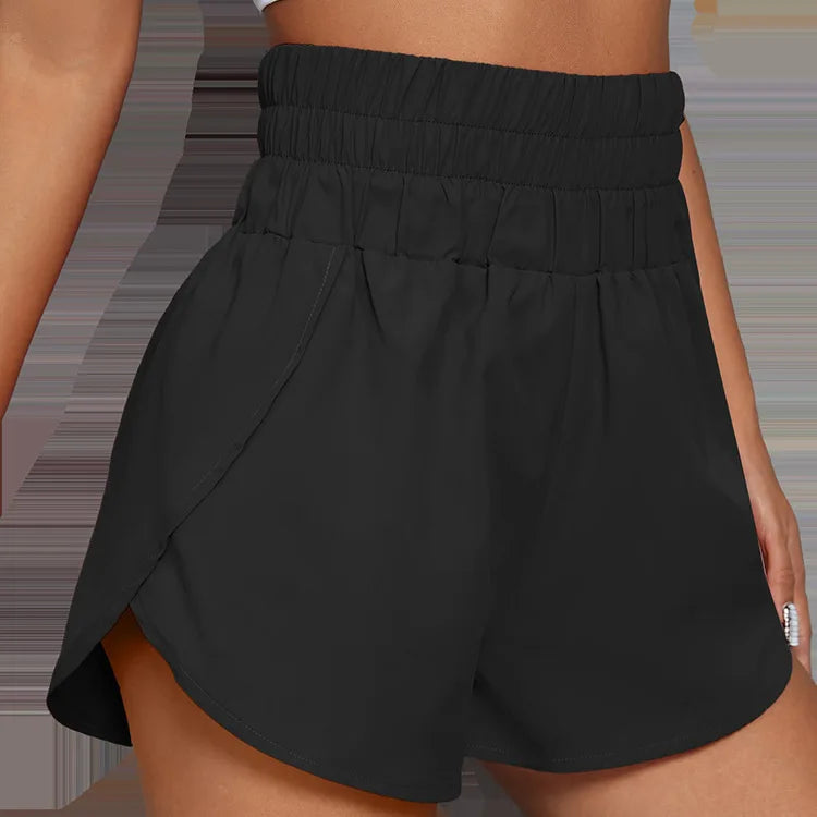 Short léger taille haute