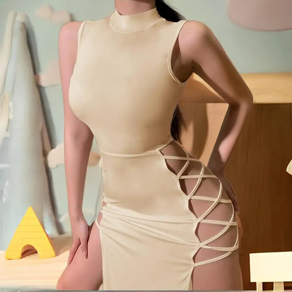 Robe Longue Évasée à Col Montant